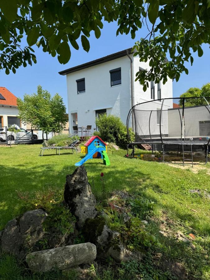 Chill & Relax Ferienhaus Breitenbrunn - Ferienwohnung Breitenbrunn am Neusiedler See