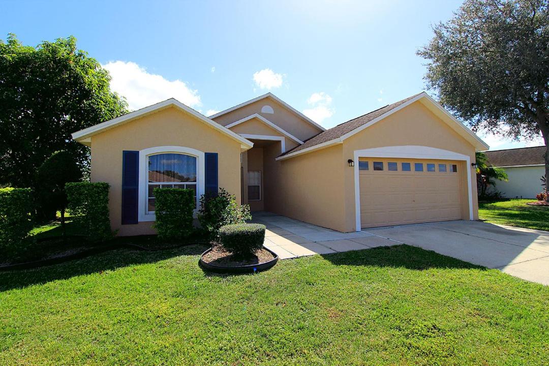 Lakefront Villa with private heated pool - Ferienwohnung Kissimmee