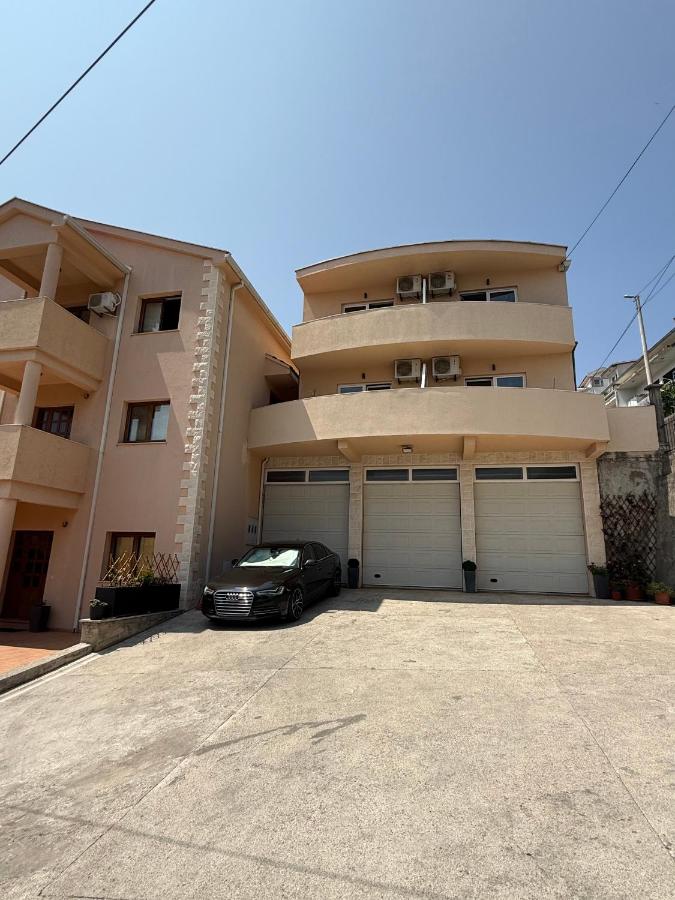 Apartmani Kankaras - Sea View - B&B