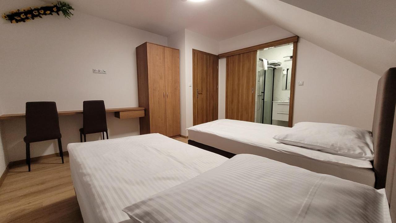 Double Room with Private Bathroom