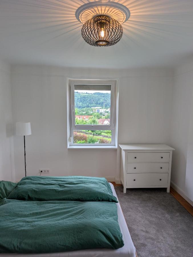 S-Bahn Nah Stuttgart - Weinberg Ruhe - Verkehrsangebunden - Traumhaft schön - B&B Esslingen am Neckar