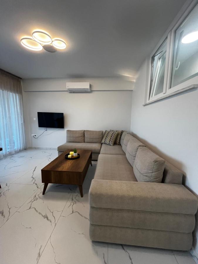 The Horizon - B&B Néa Péramos