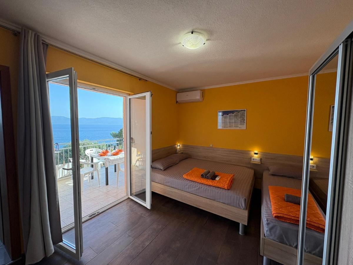 Appartamento Monolocale con Vista Mare