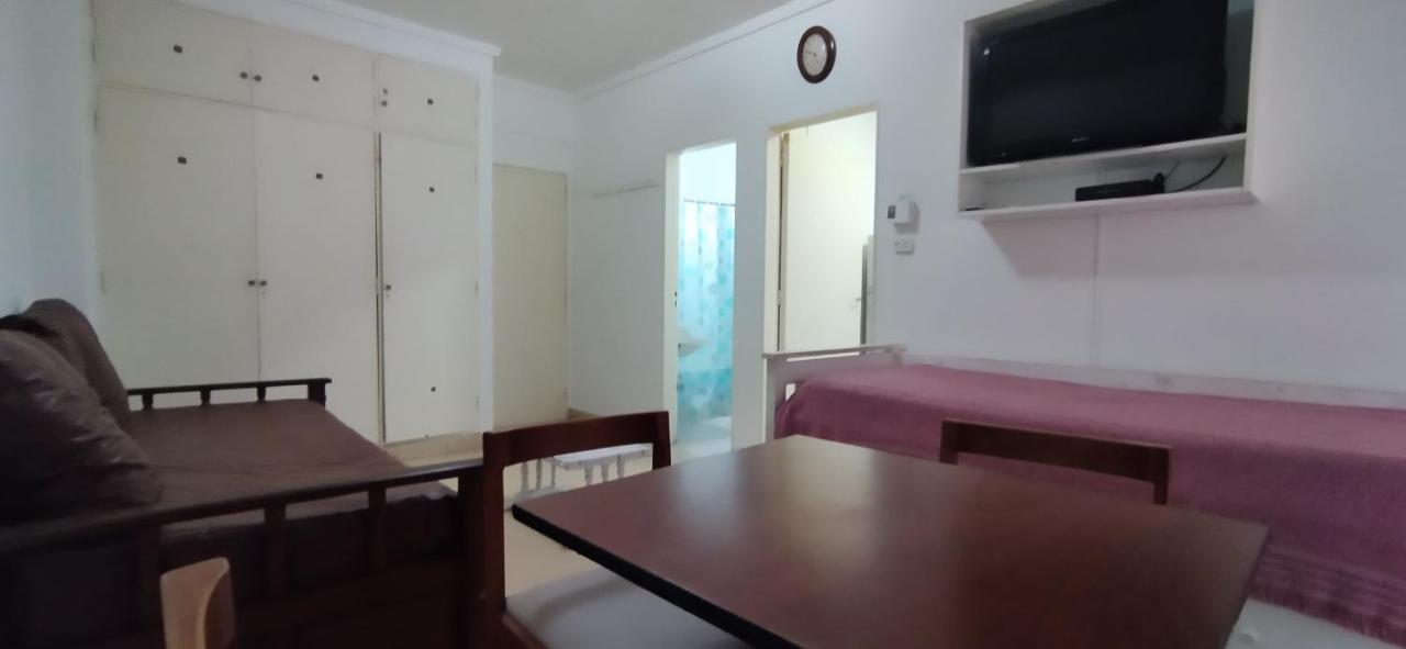 Depto Moreno1 zona centro 3 personas - B&B Mar del Plata