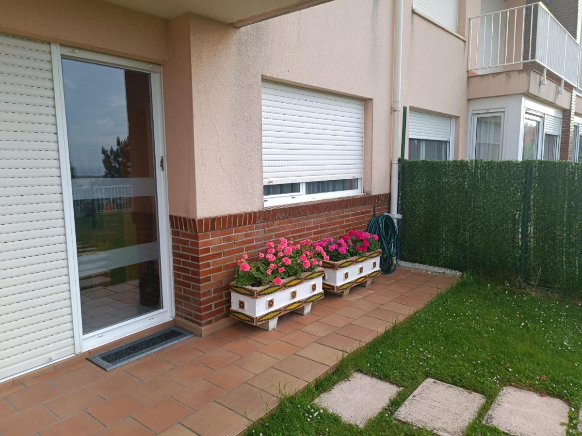 Apartamento con jardín privado cerca playa Usil - Mogro - B&B Miengo