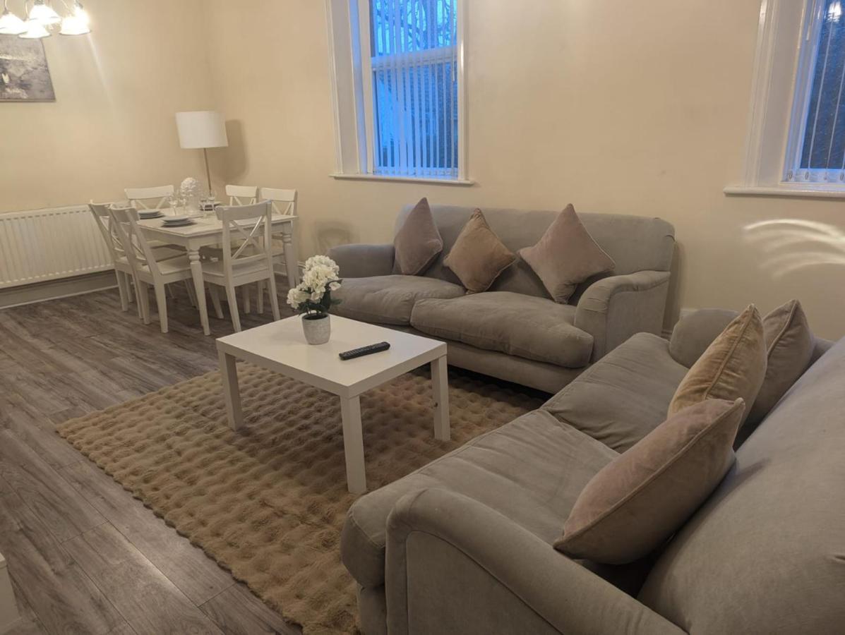 Newcastle West City Apartments - B&B