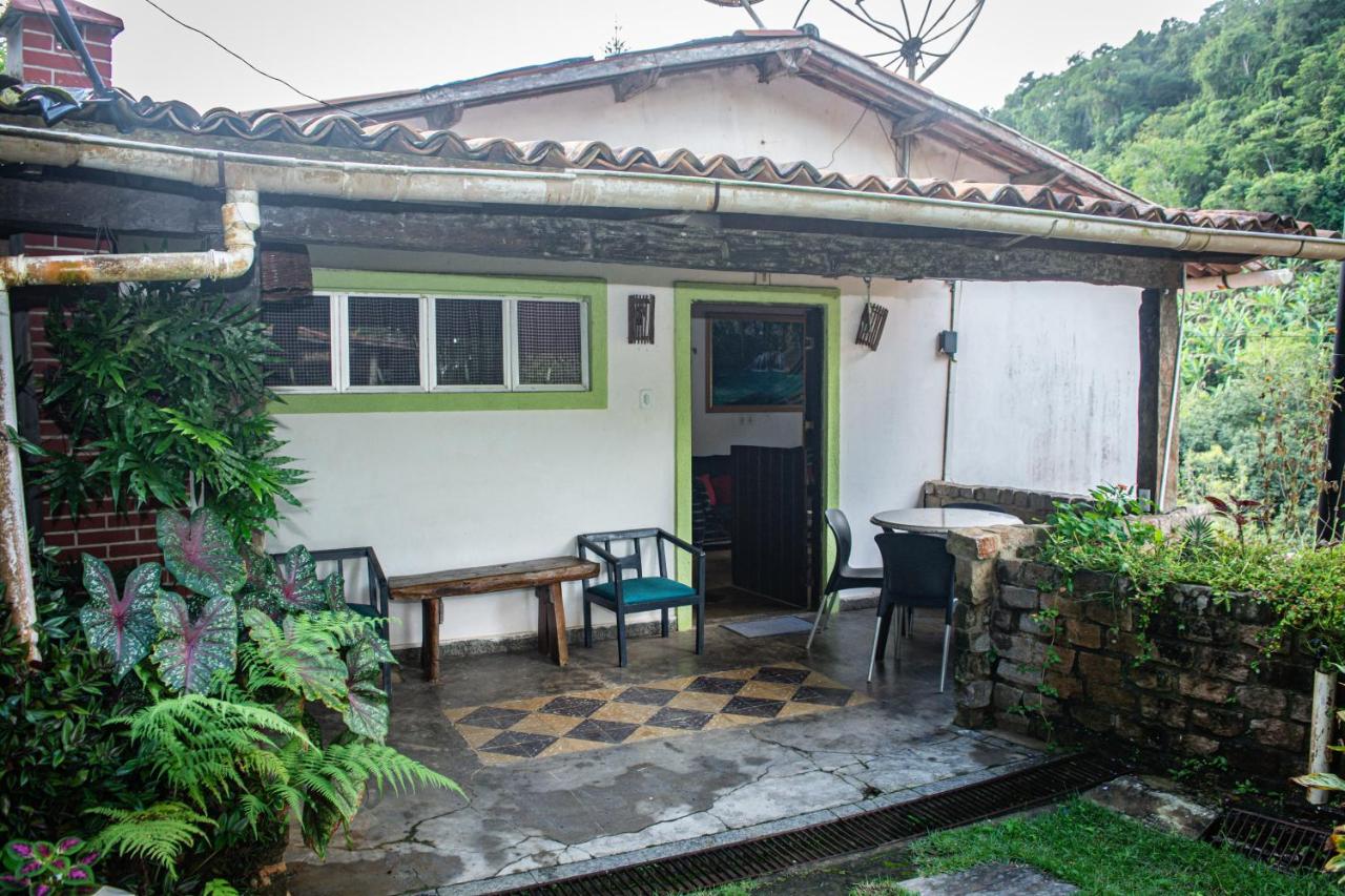 Saíra Recanto de Serra - B&B