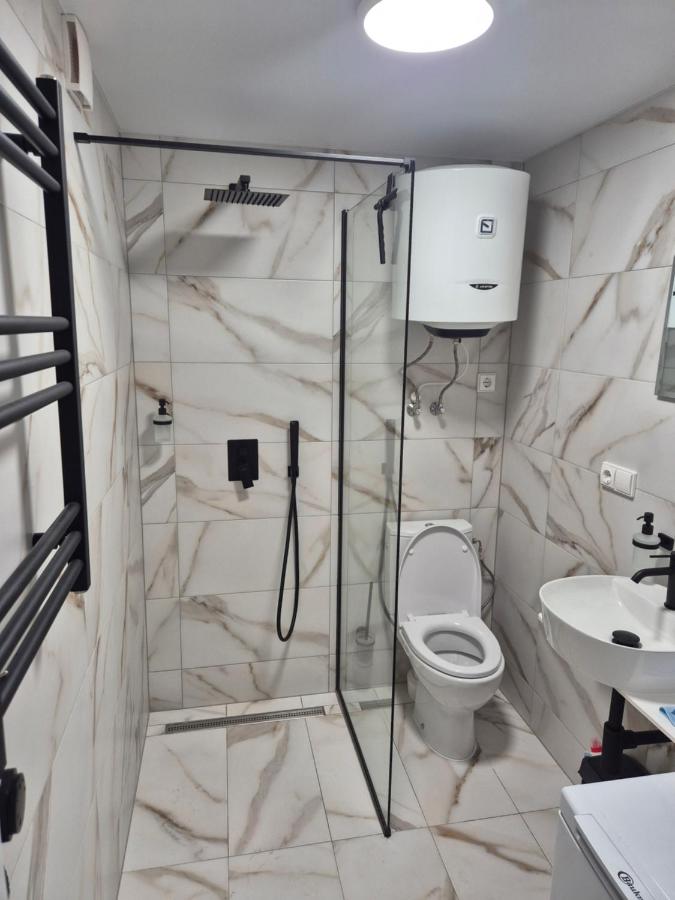 Mėguvos 9 - Modernūs Studijo Apartamentai - Chambres d'hôtes Palanga