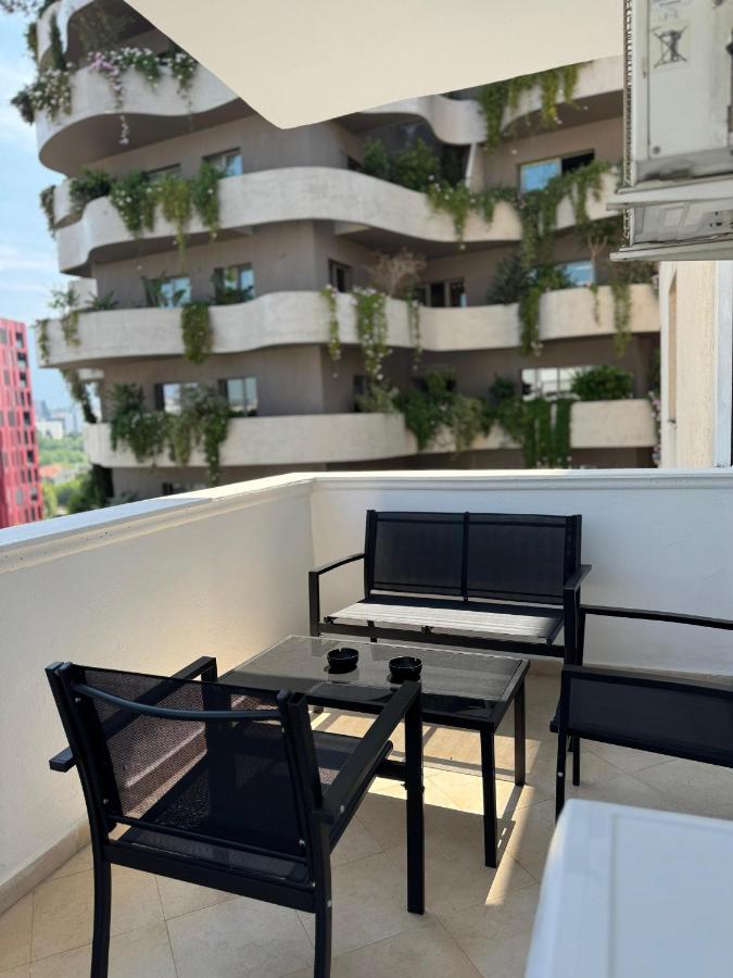 Dennys Apartments near Lion Park - B&B