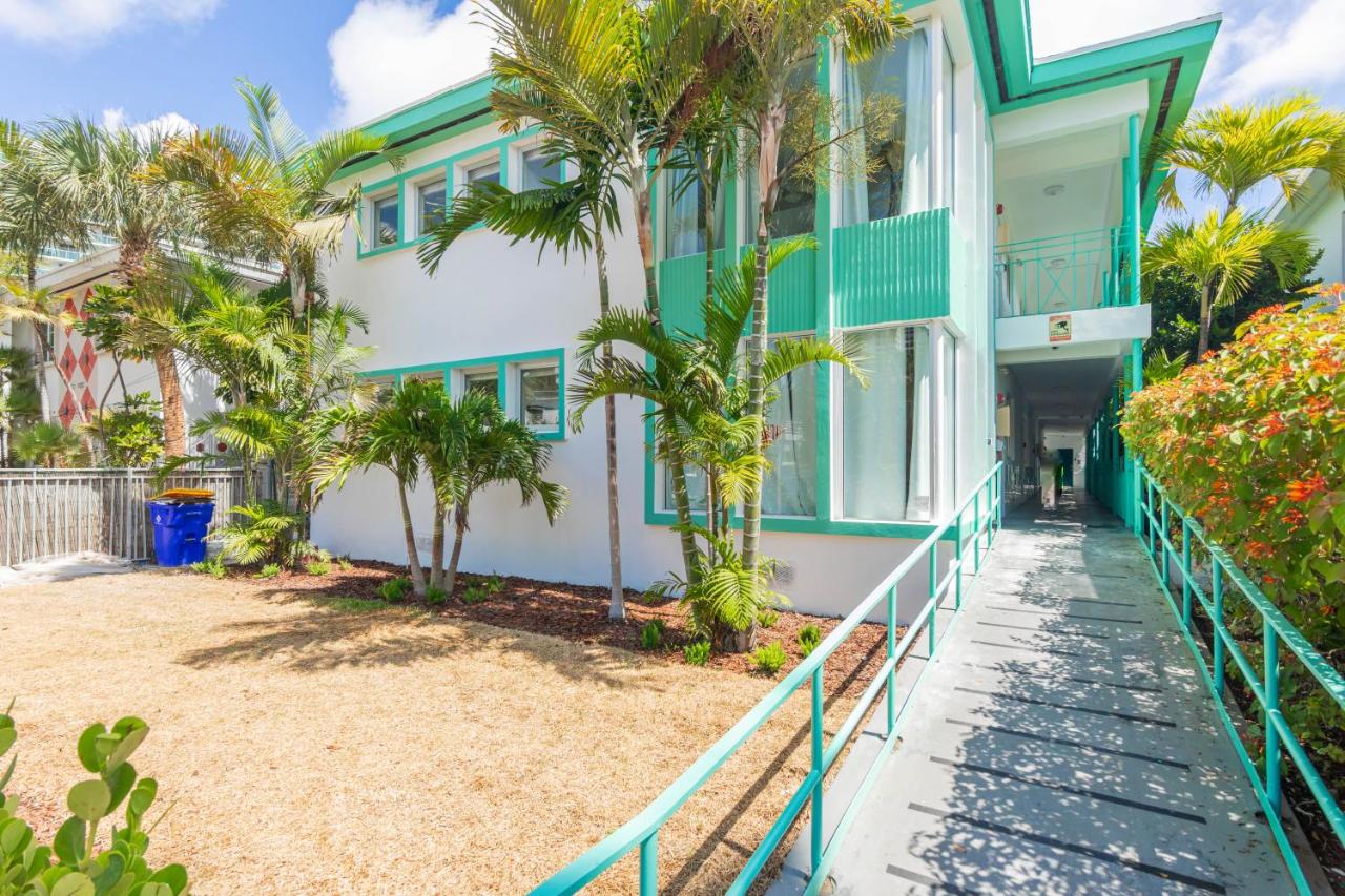 Boutique Apartments SoBe - B&B
