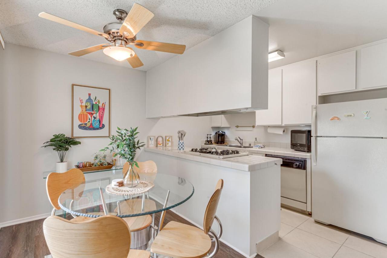 2 Mi to Downtown Gated Condo in Palm Springs - Chambres d’hôtes Palm Springs