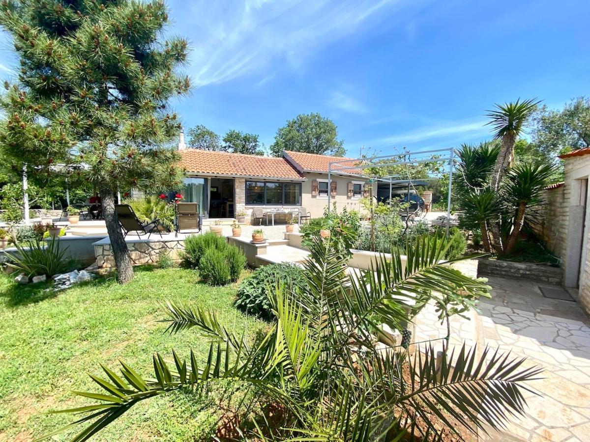 Haus Oliveto - Ferienwohnung Peroj