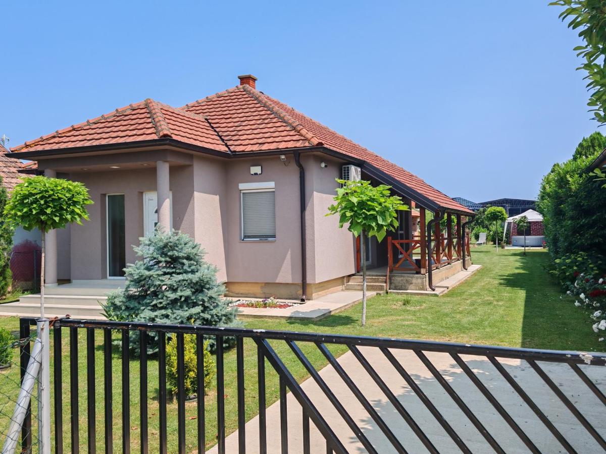Kucerak u Sremu - B&B Klenak