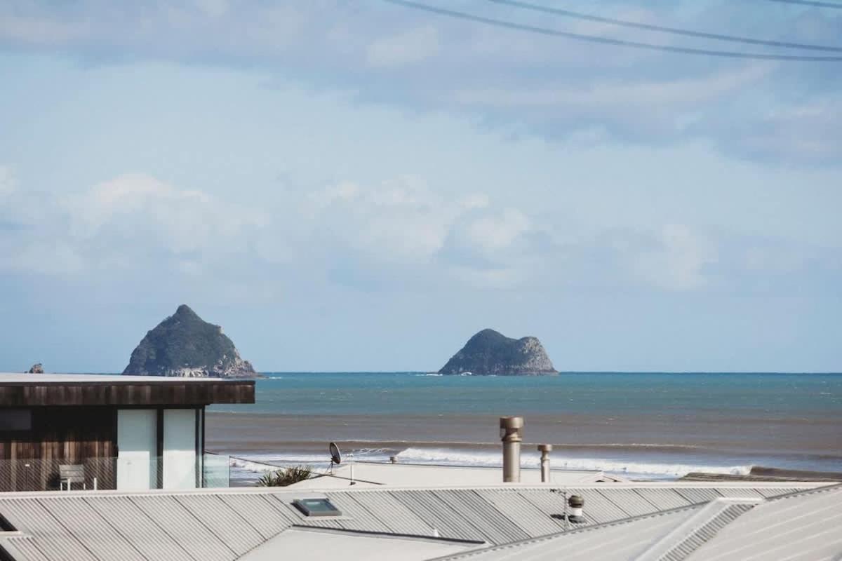 Holiday on Hamblyn - 2 BR home near Fitzroy Beach - B&B
