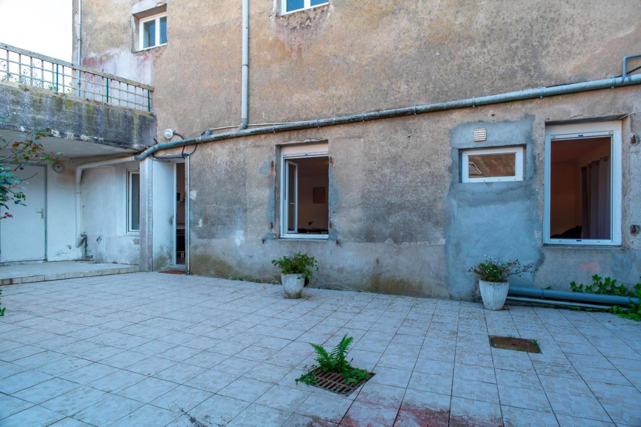 Donovan - 5 minutes à pied de la gare - B&B Quimper