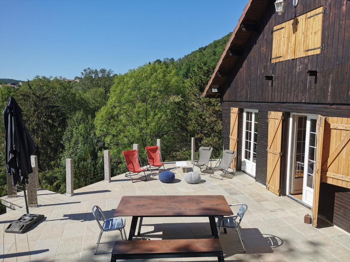 Le Chalet D'en Paradis - Bed and Breakfast Serrières-sur-Ain