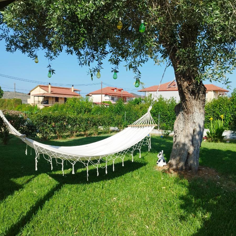 Mary's Home 2 - Bed and Breakfast Asprokklísi