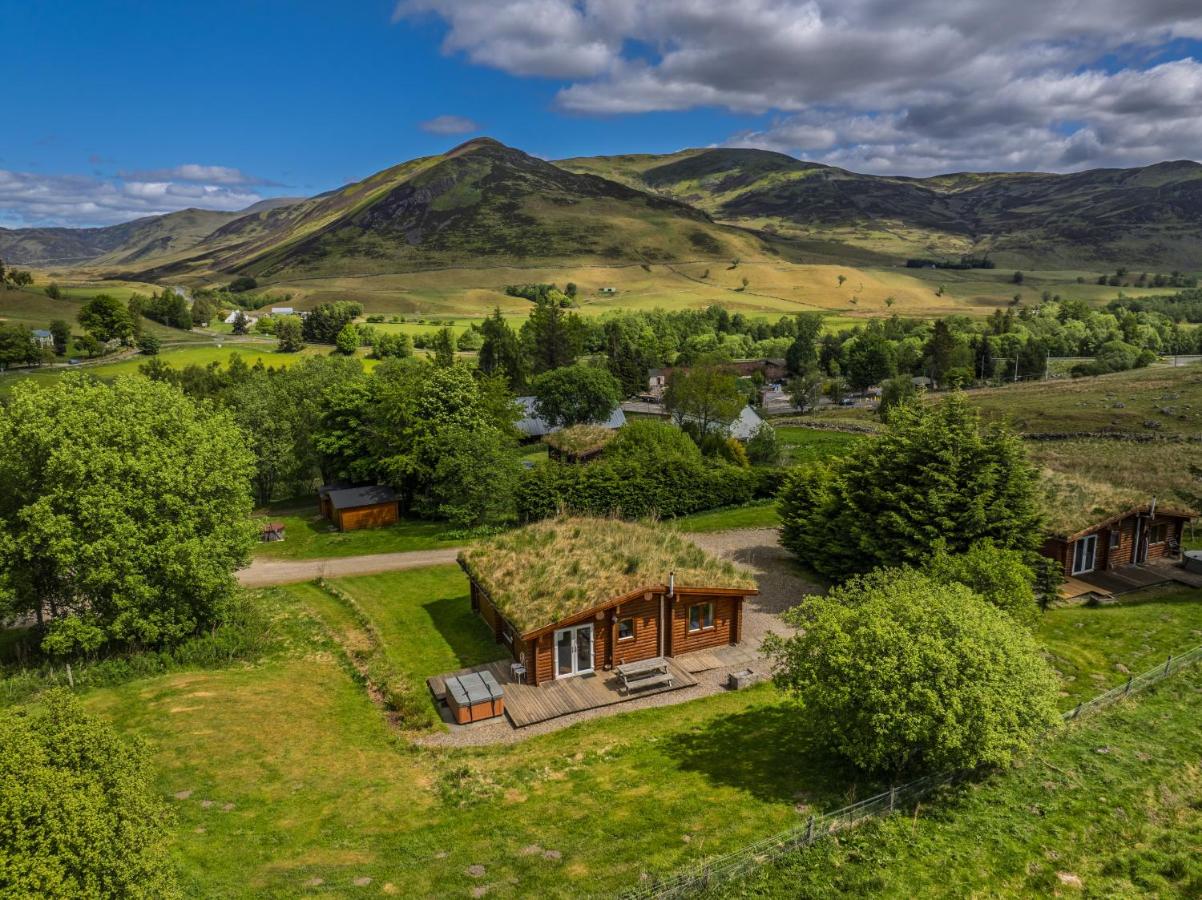 Finest Retreats - Cragdhu Log Cabin - B&B