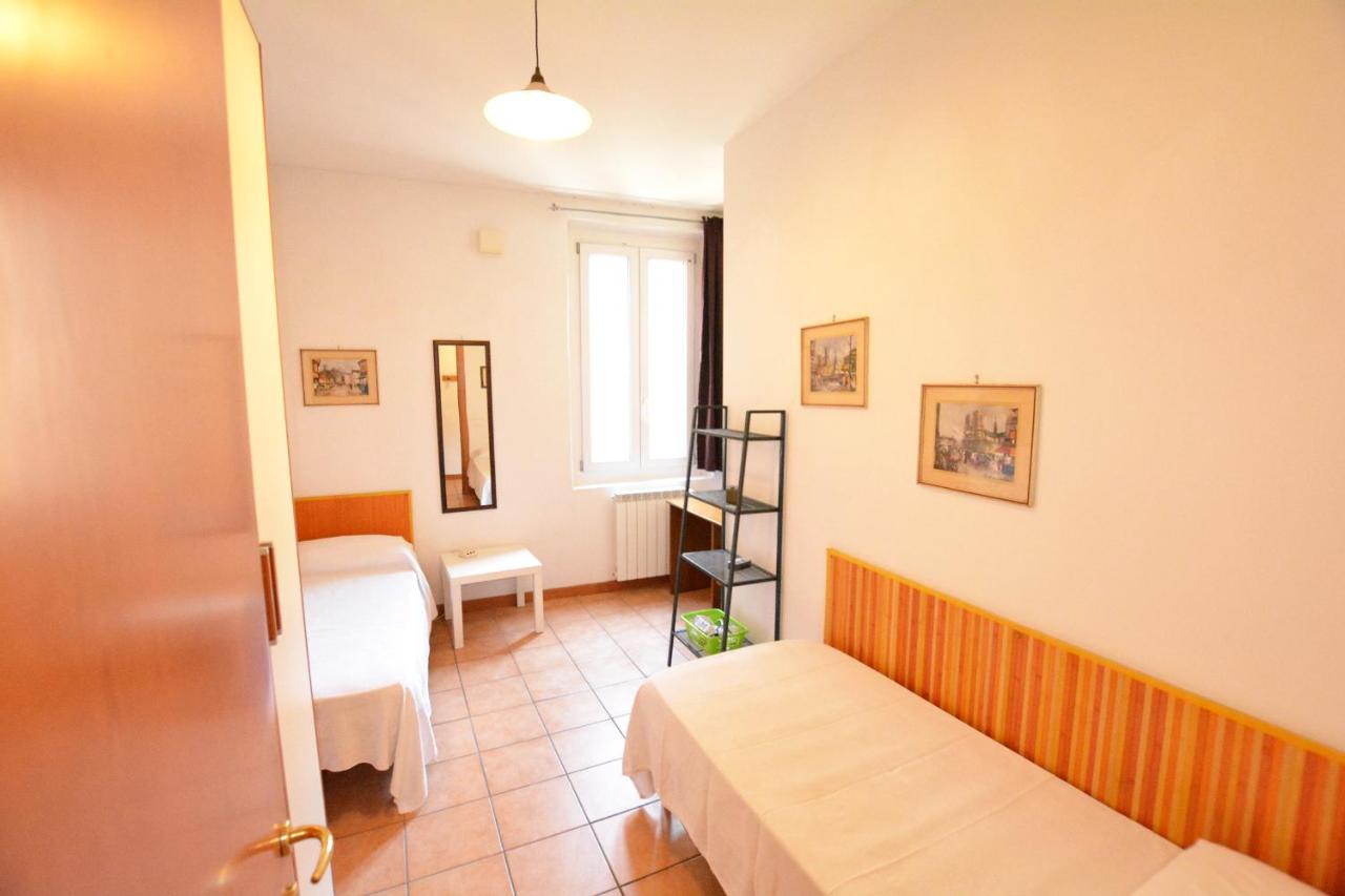 UNYCA - Experience Florence Living in Santa Croce 2 - B&B Florence