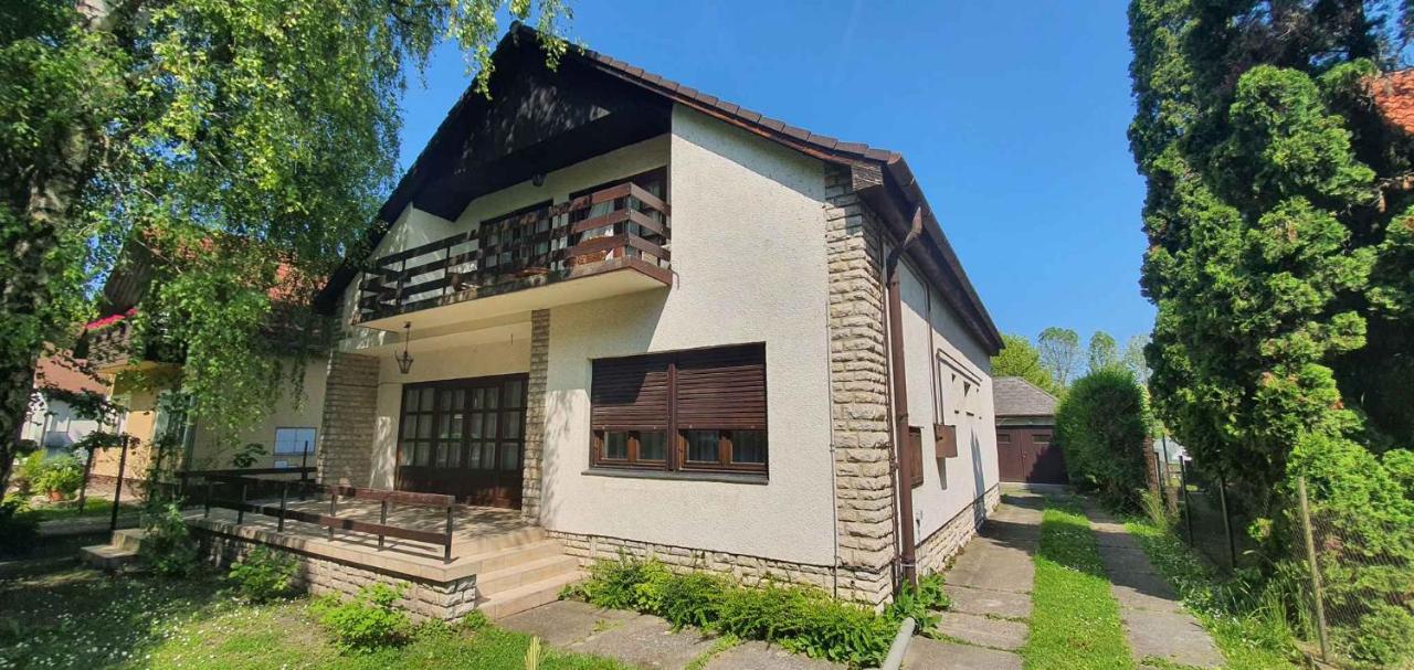 Apartment in Siofok - Balaton 43409 - B&B Siófok