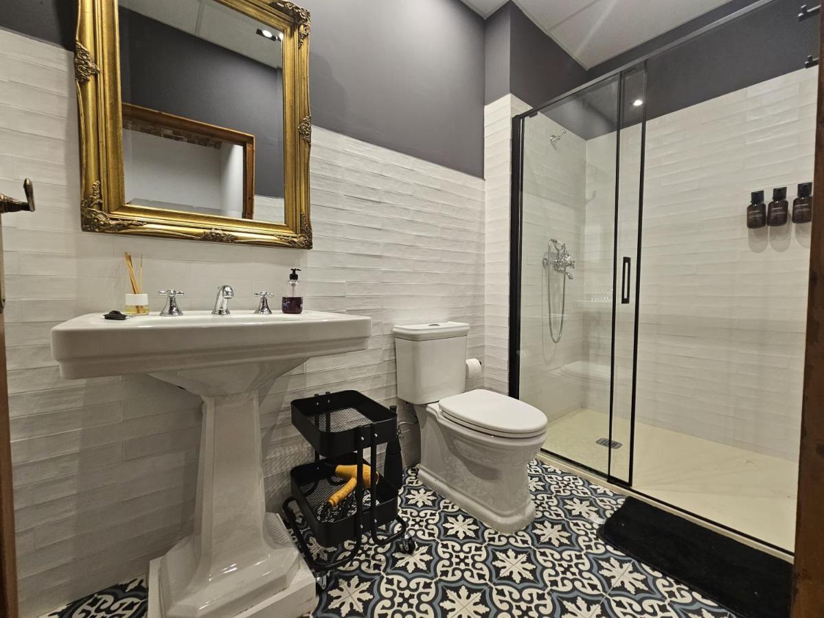 Luxury apartament, very close to Cabañal Beach, Netflix, Late Checkout - B&B Valencia