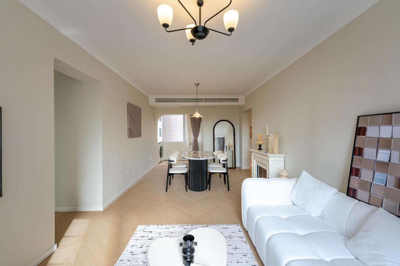 Three-Bedroom Premium Apartment with Balcony