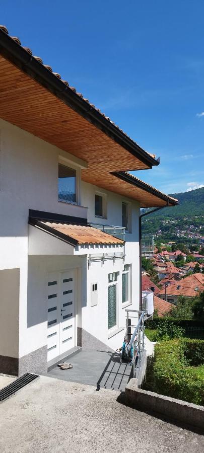 Luxury Prime Apartments with Parking - Ferienwohnung Sarajevo