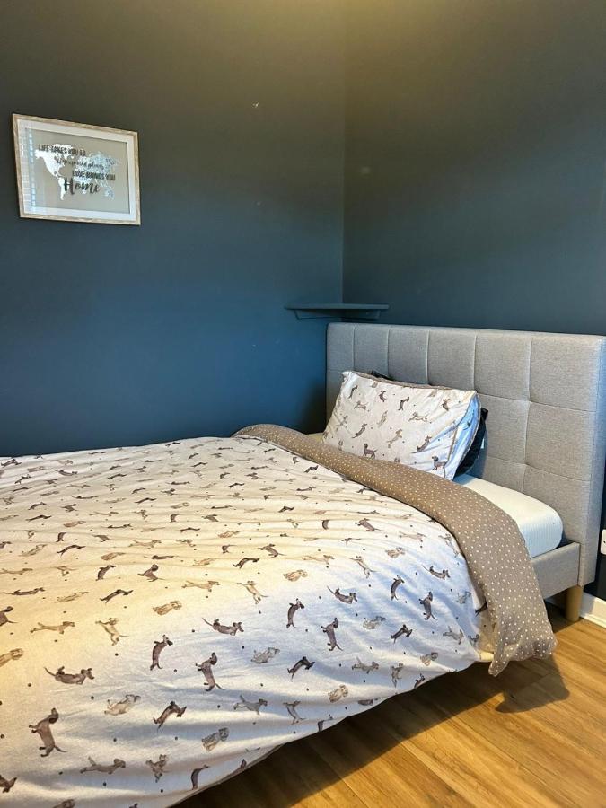Appartamento con 2 Camere da Letto e Vista Giardino 