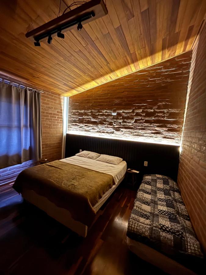 Vierpersoonskamer met Eigen Badkamer