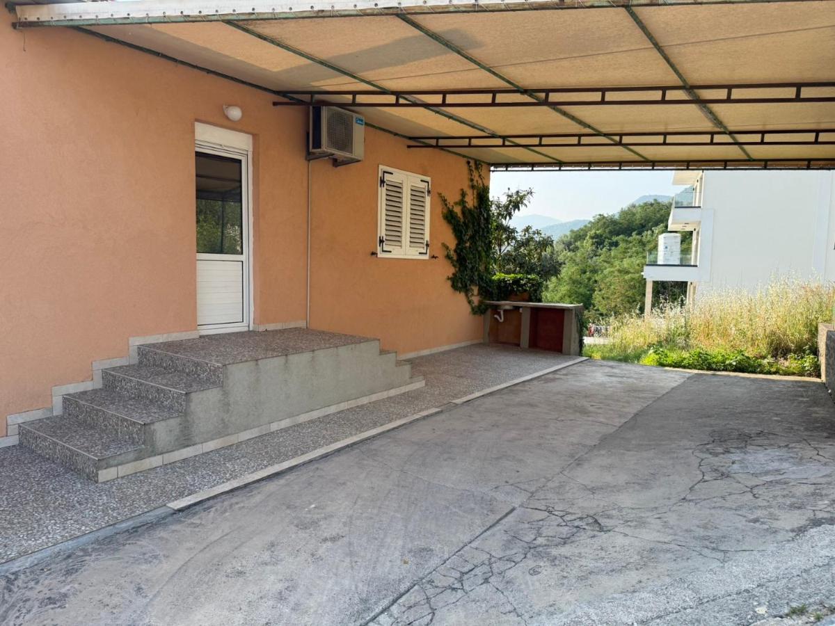 Seaview Escape Apartments Tivat - B&B Teodo