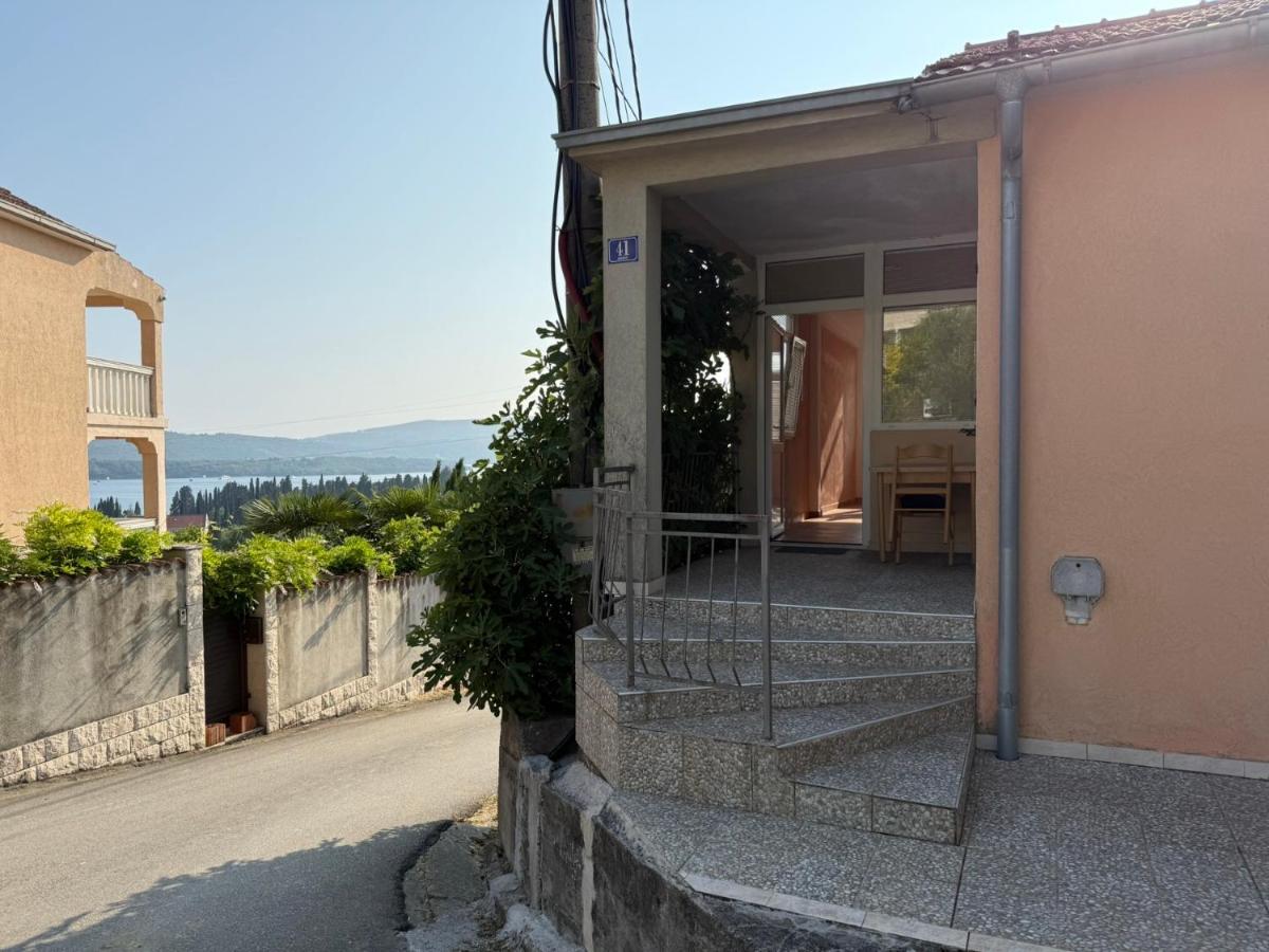 Seaview Escape Apartments Tivat - B&B