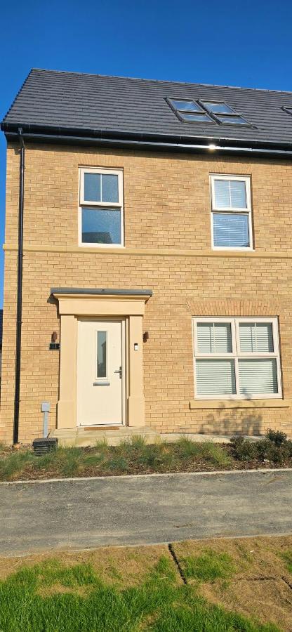Lovely accomodation for short and long stay - Bed and Breakfast Kingston upon Hull