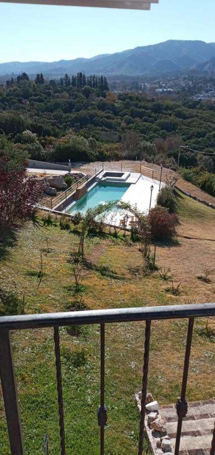 Balcón a las sierras - Cervantes 273 - La Falda - B&B La Falda