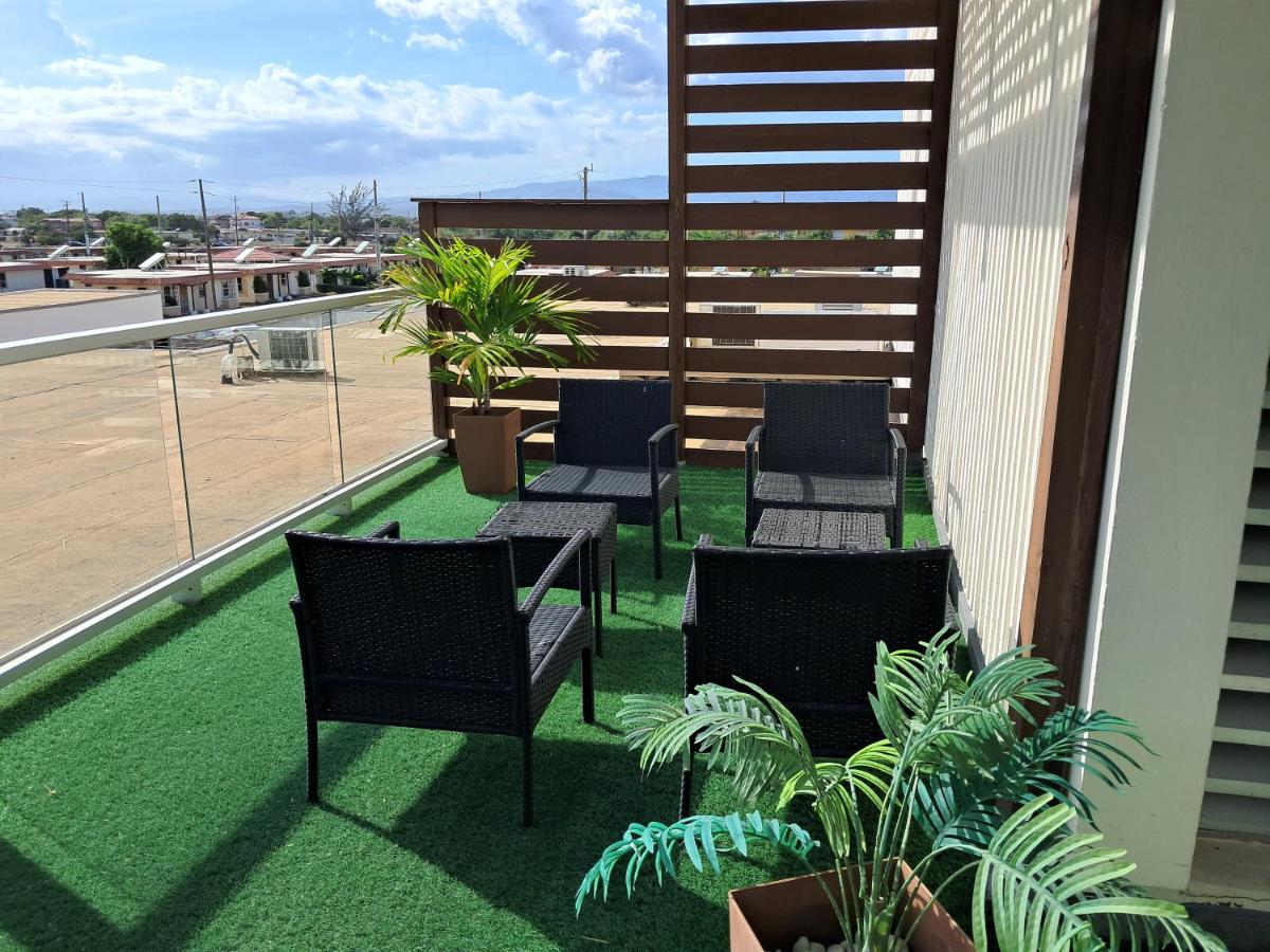 Mecca Apt 107 - B&B Portmore