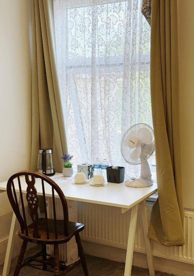 Twin Room with Shared Bathroom