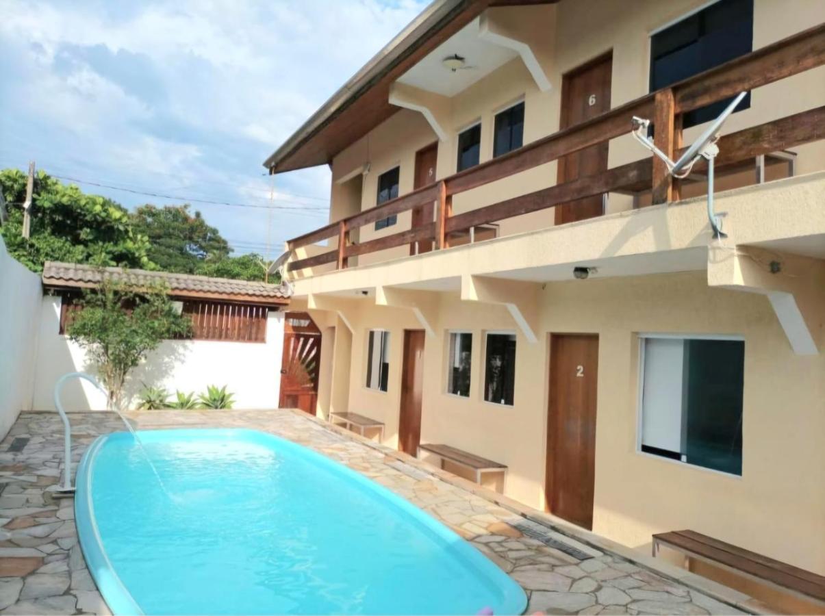 Hospedagem Econômica Flor de Maria 2 - B&B Caraguatatuba