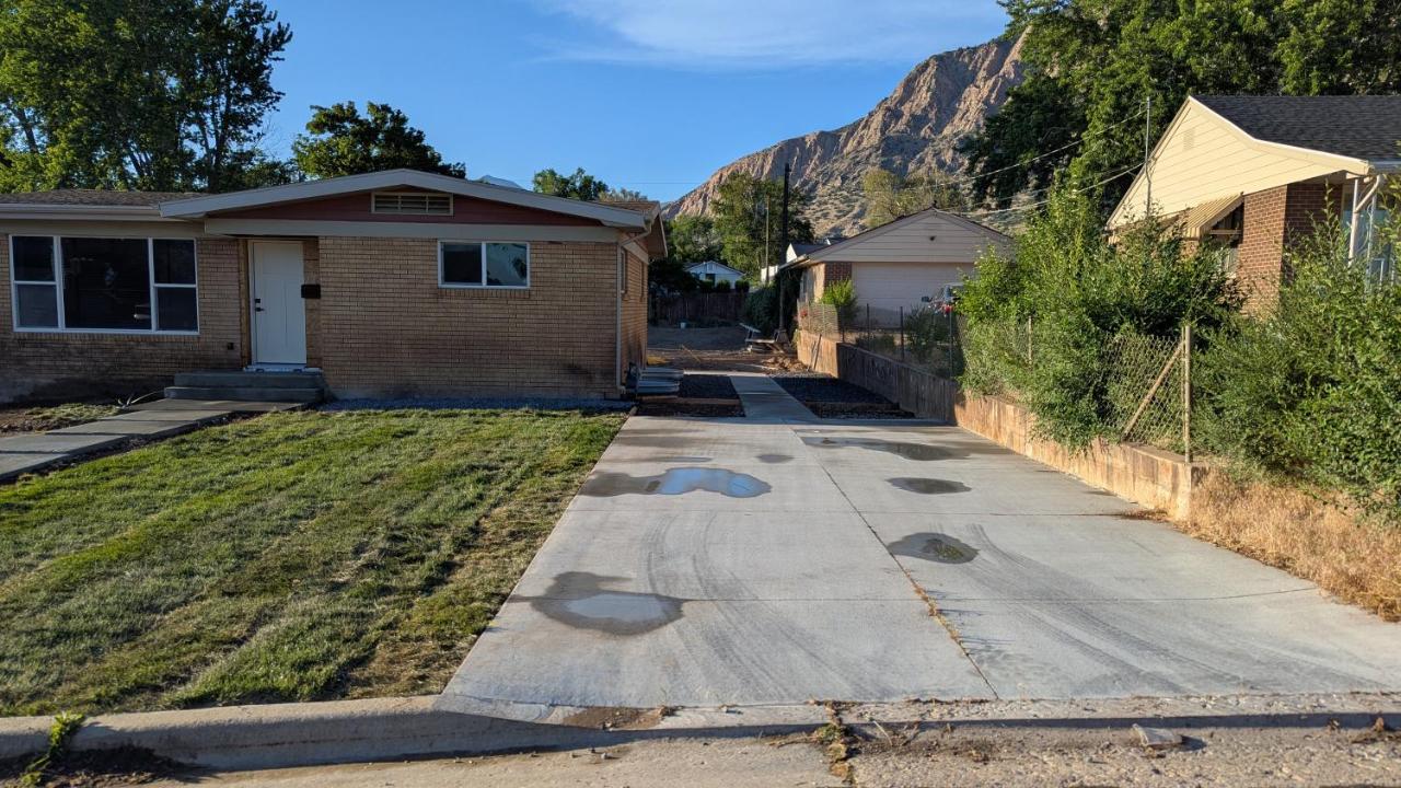 Canyon Coze - Ski, Board, Sled, Bike, Hike - Bed and Breakfast Ogden