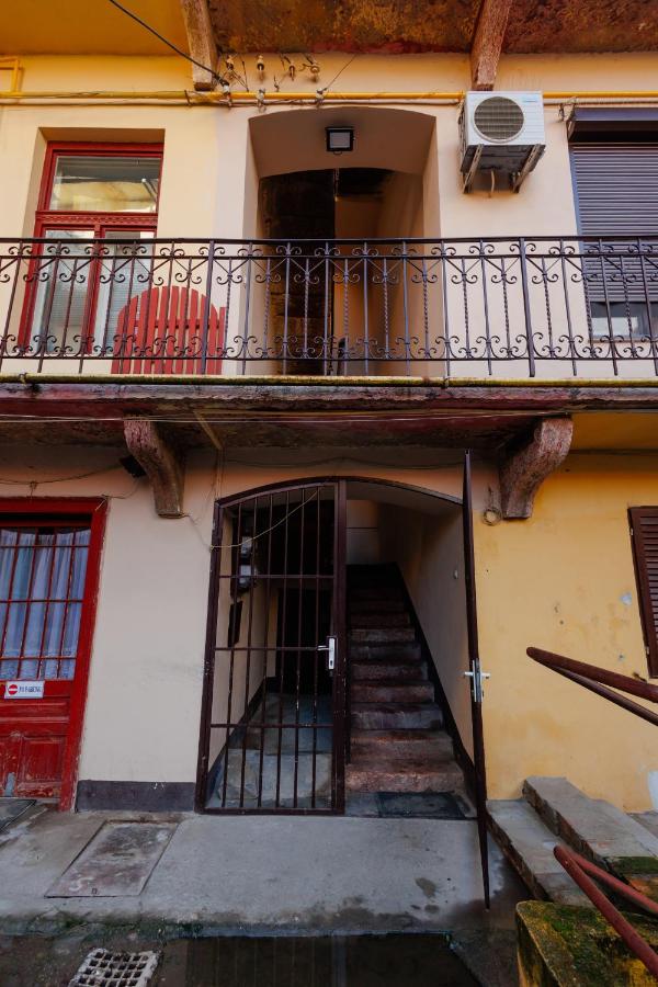 Fabulous Bulevard Ultracentral Apartament - B&B Arad