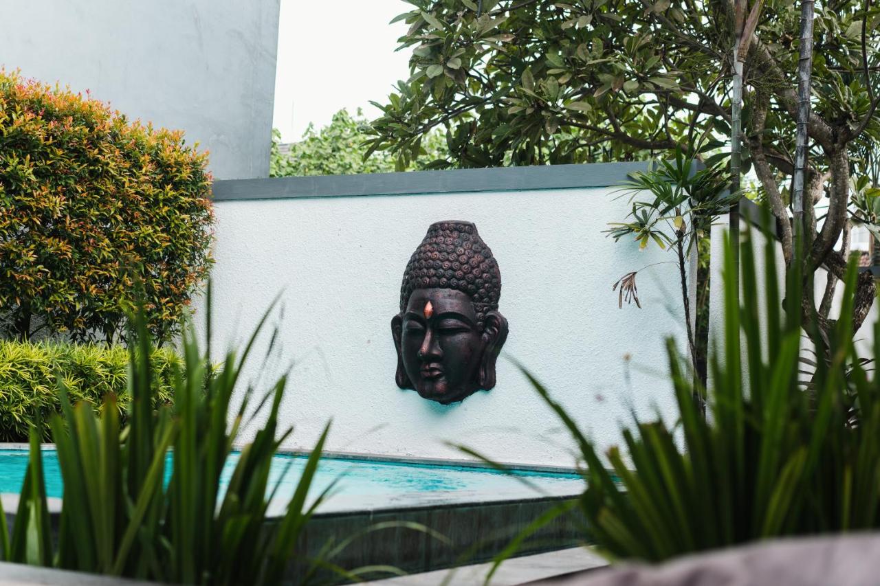 Villa Linda, Canggu, 3BR Pool, 3 min to FINNS - B&B Canggu