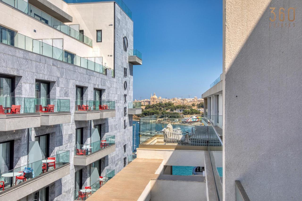 Modern 1BR Gzira Apt with Terrace near Sea & Ferry by 360 Estates - Ferienwohnung Il-Gżira