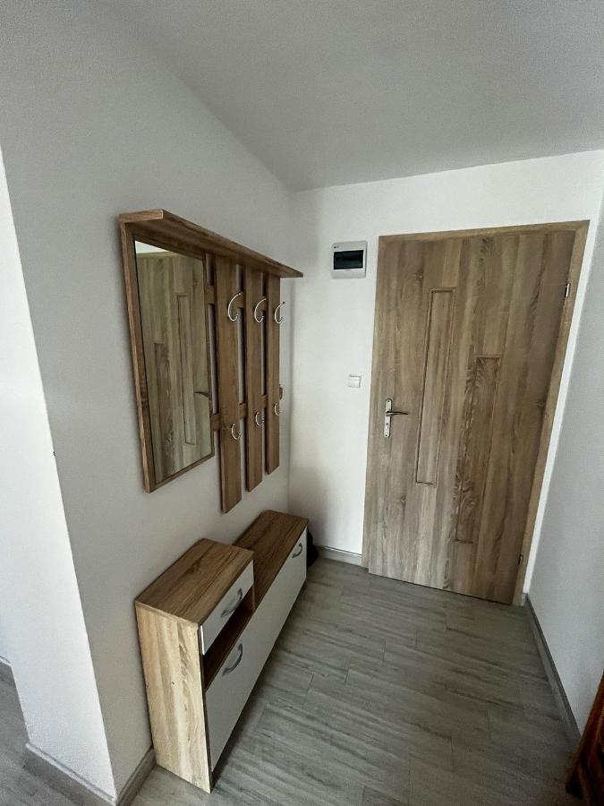 Pokoje i apartamenty Pod Dębem - B&B