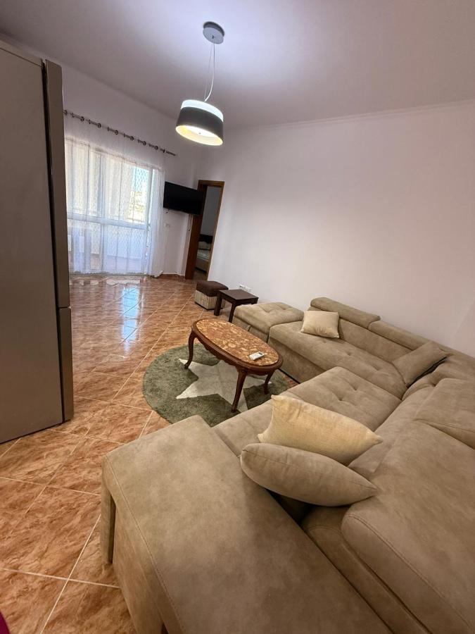 Arjon Appartment - Ferienwohnung Durrës