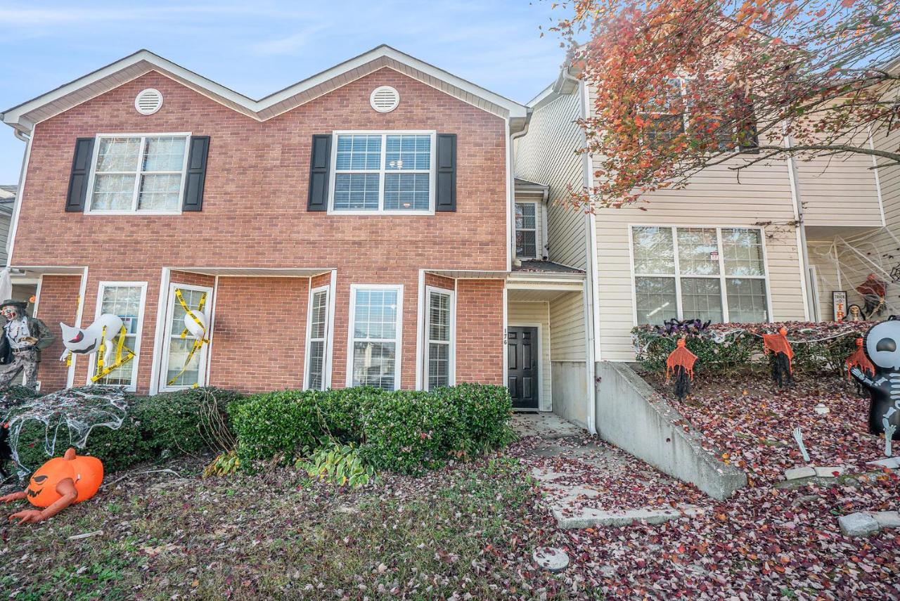 Cozy townhouse in Conyers - B&B