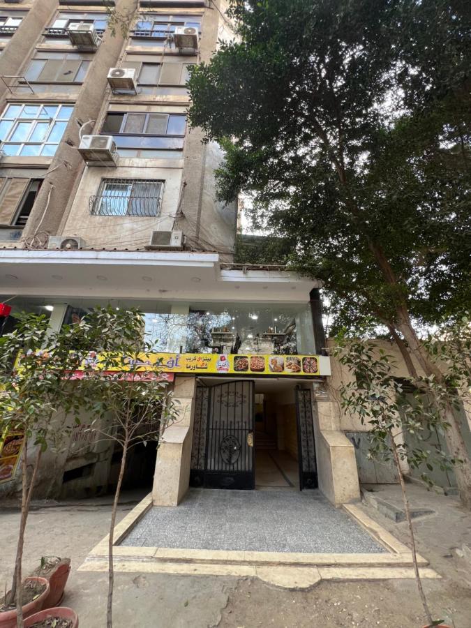 Modern Shared Studio in Heart of Zamalek - Males only - Ferienwohnung Kairo