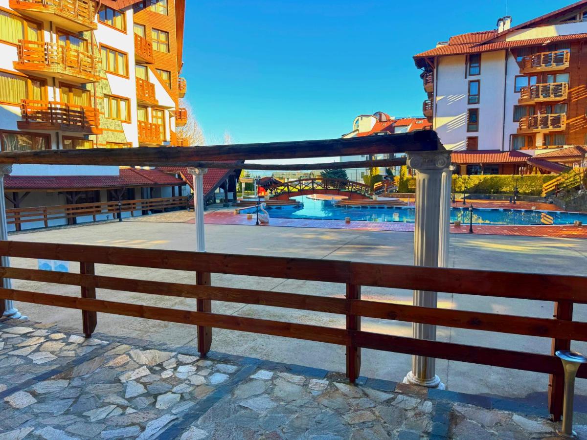 Cozy 1BR in Belvedere - Ski in Winter, Swim in Summer! by Flat Mаnаger - Chambres d’hôtes Bansko