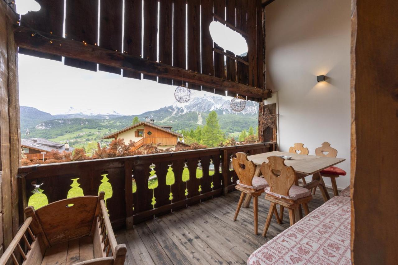 Casa Verocip, with panoramic balcony on Dolomites - B&B Cortina d'Ampezzo