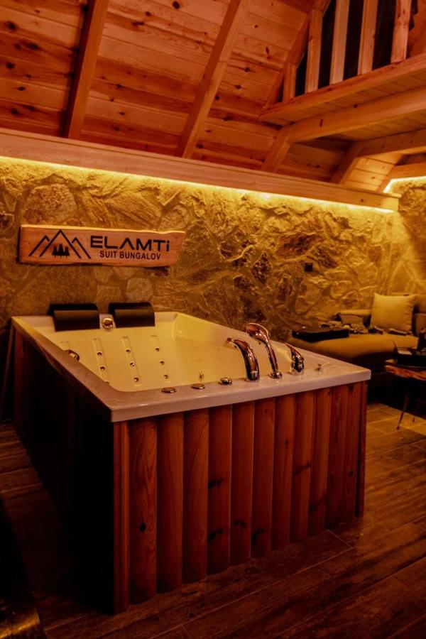Elmti Suit Bungalov - Bed and Breakfast Ardeşen