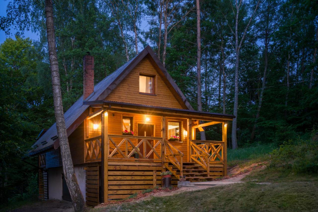 Hubertówka domek drewniany - B&B
