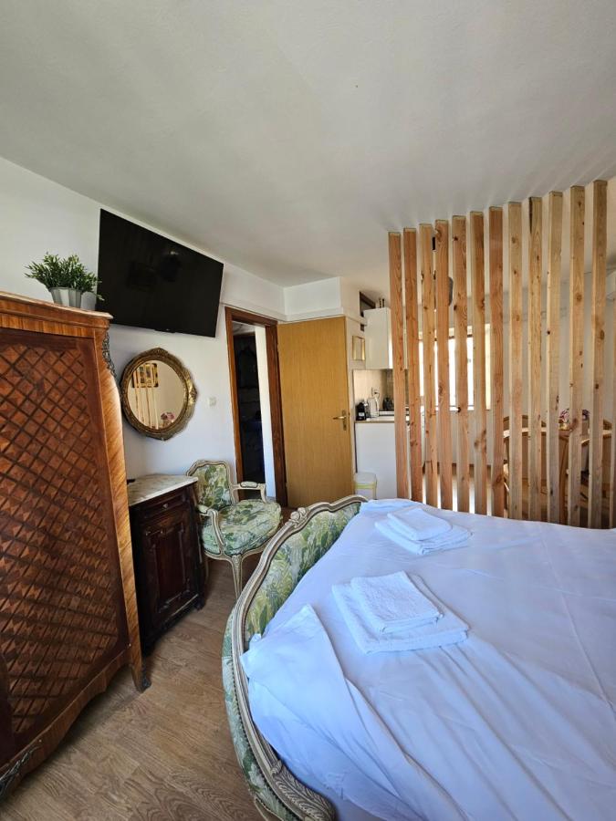 Appartamento con 2 Camere da Letto e Vista Mare 