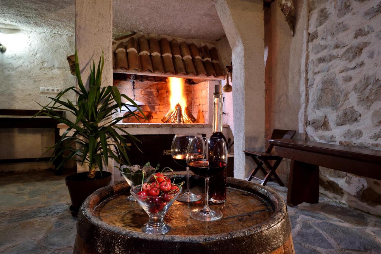 Holiday Home Sudinjevi Dvori - B&B
